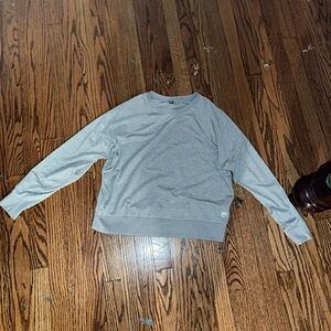 vuori crewneck